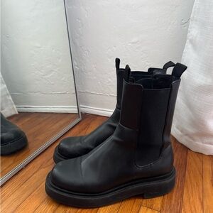 H&M Chunky Chelsea Boot